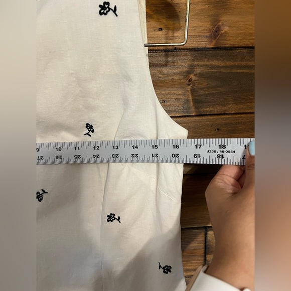 linen and Cotten embroidered dress size 8 petite - Picture 5 of 6